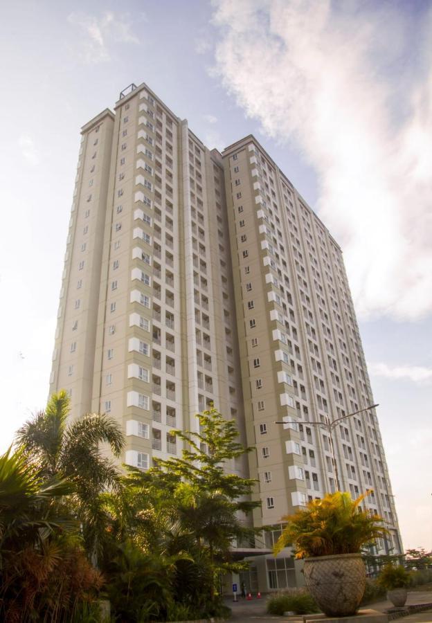 Skyland City Hotel Jatinangor Cilimus Exterior foto