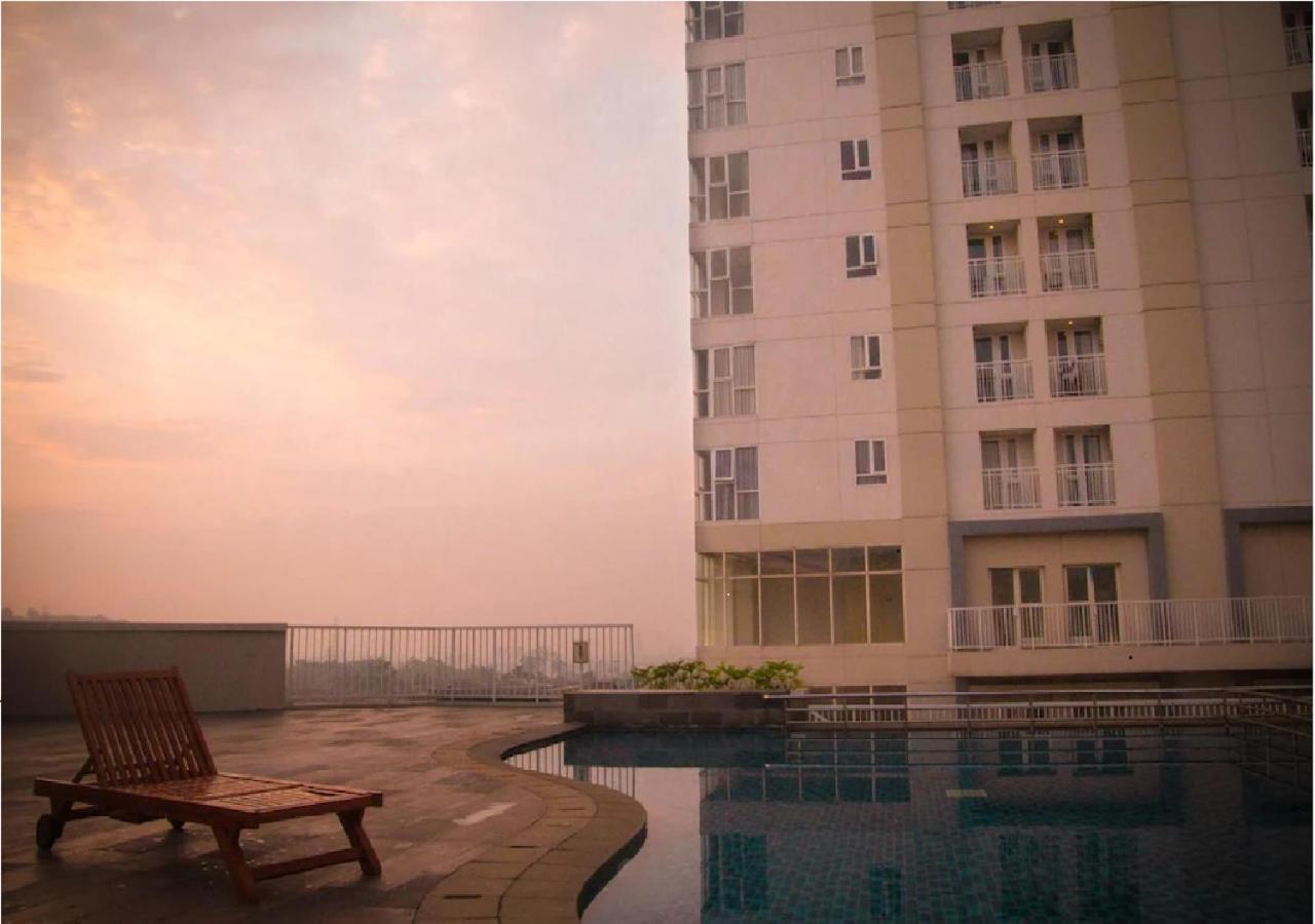 Skyland City Hotel Jatinangor Cilimus Exterior foto